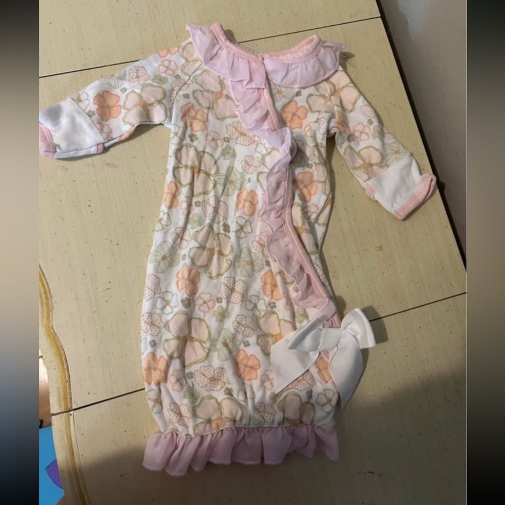 0-6 swaddle/nightgown